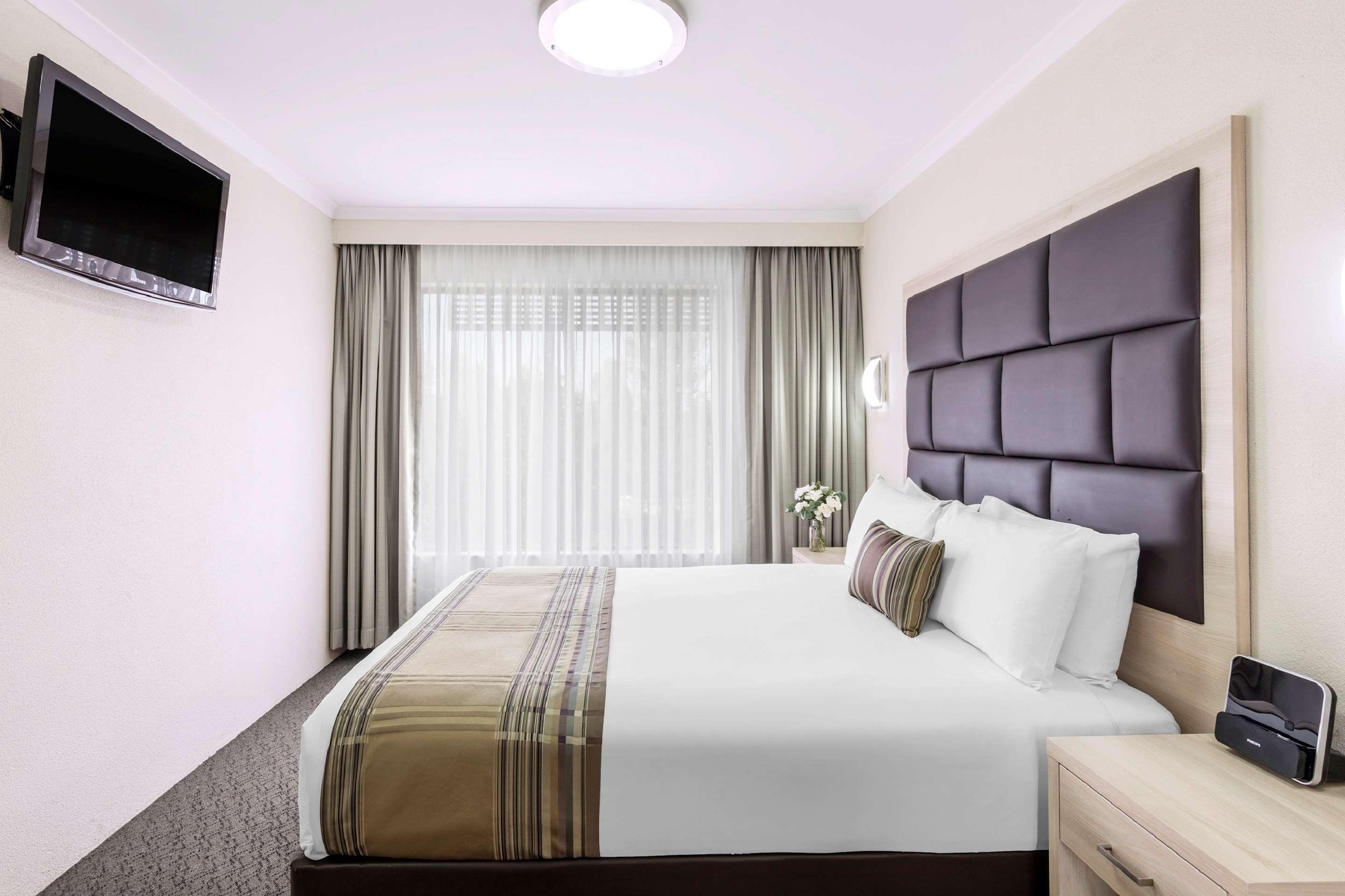 Garden City Hotel, Best Western Signature Collection Canberra Extérieur photo