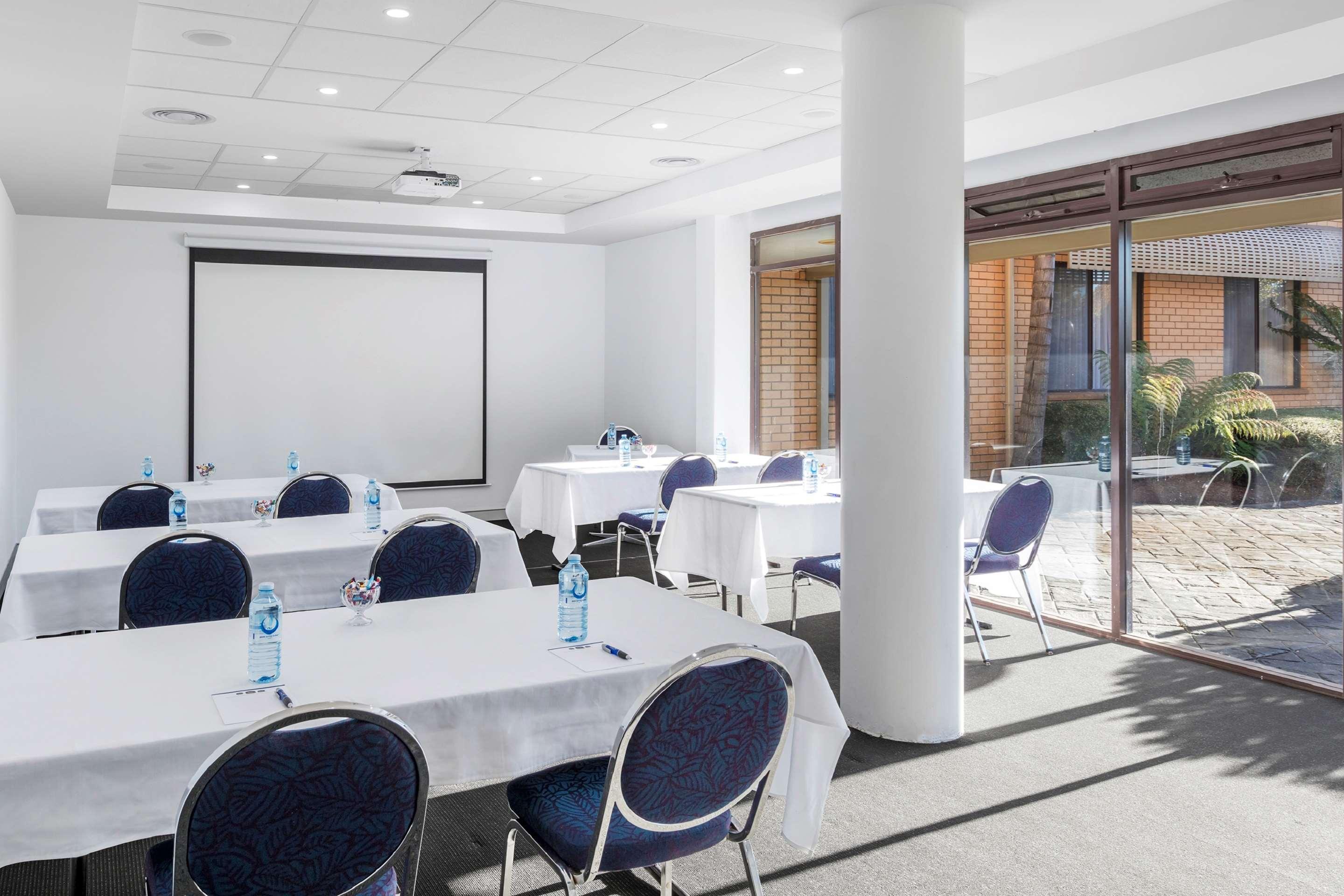 Garden City Hotel, Best Western Signature Collection Canberra Extérieur photo