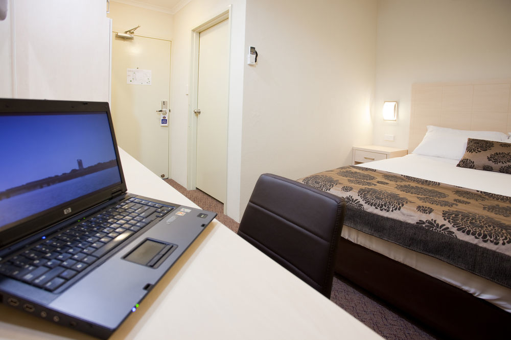 Garden City Hotel, Best Western Signature Collection Canberra Extérieur photo
