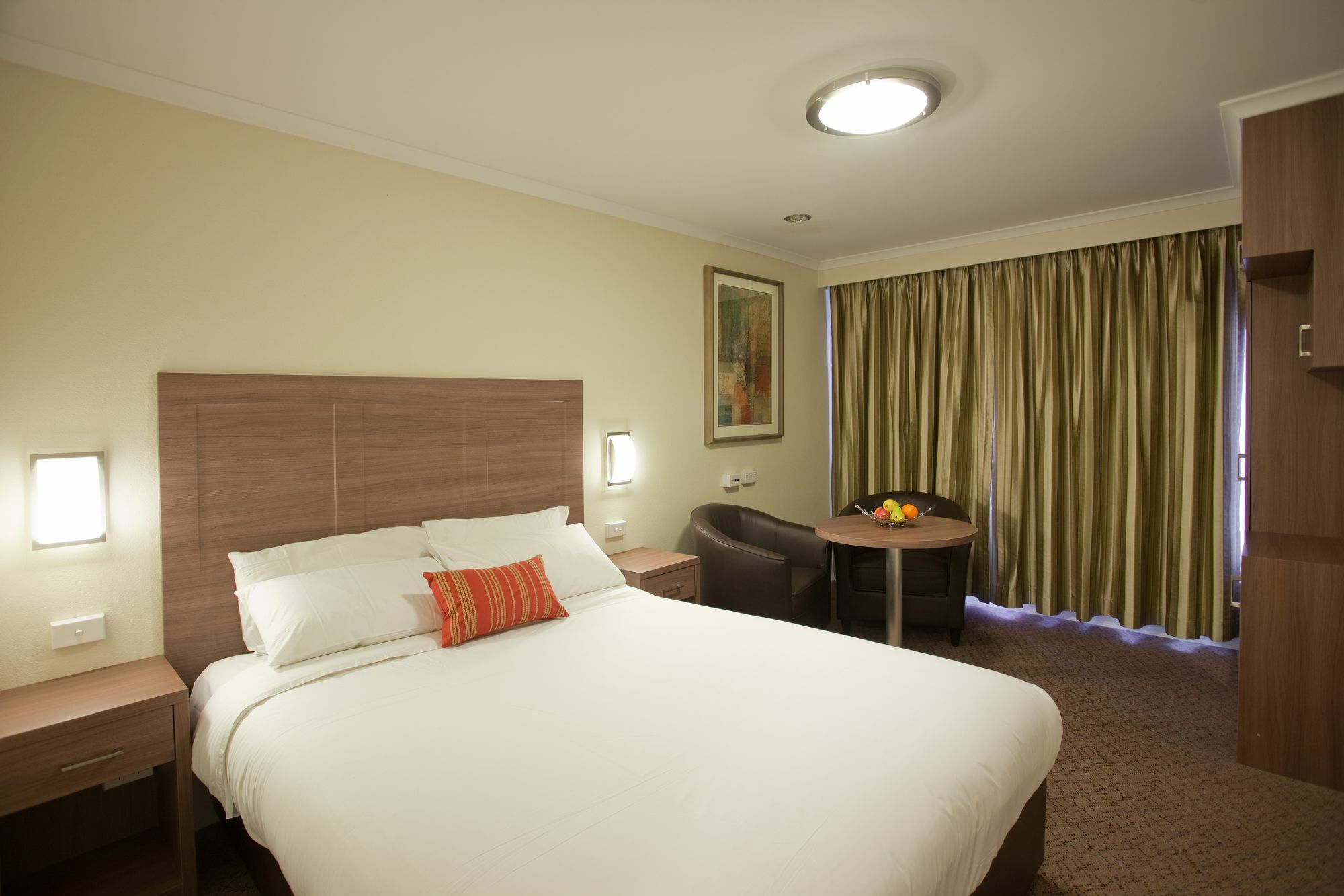 Garden City Hotel, Best Western Signature Collection Canberra Extérieur photo