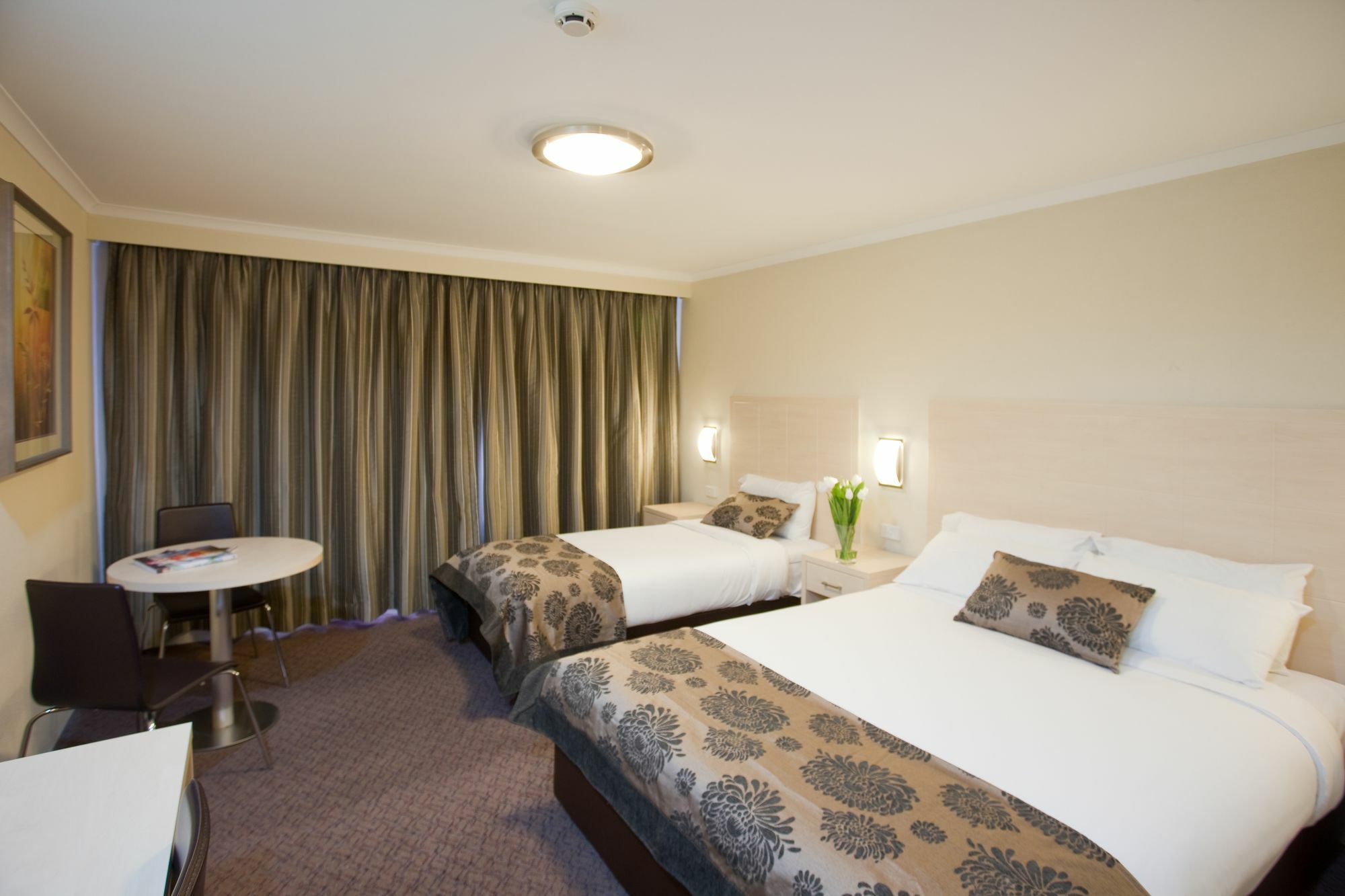 Garden City Hotel, Best Western Signature Collection Canberra Chambre photo